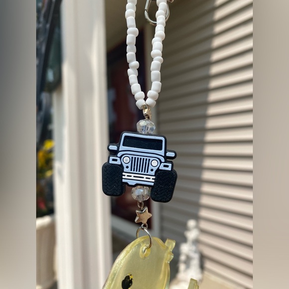 Handmade Resin Duck Jeep Rearview Mirror Charm- Keychain- Backpack - Purse Charm - Picture 7 of 9